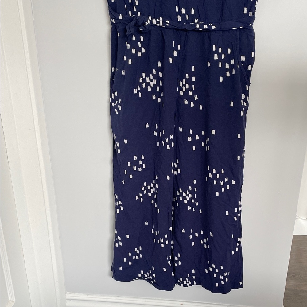 Navy Blue Sleeveless jumpsuit with White Pattern - Picture 2 of 6